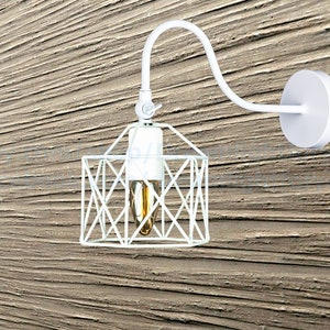 Weiße Wandlampe Käfig Schirm geschwungen Halter Wandleuchte Leuchte Badezimmer Wandleuchte Vanity Light Schlicht Schwarz Schlafzimmer Wandlampe Nachttischlampe
