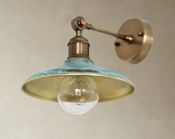 Aplique de pared de latón con pátina verde, luces de pared vintage, luz de pared exterior de latón, aplique verde, aplique de latón, iluminación de aplique para porche
