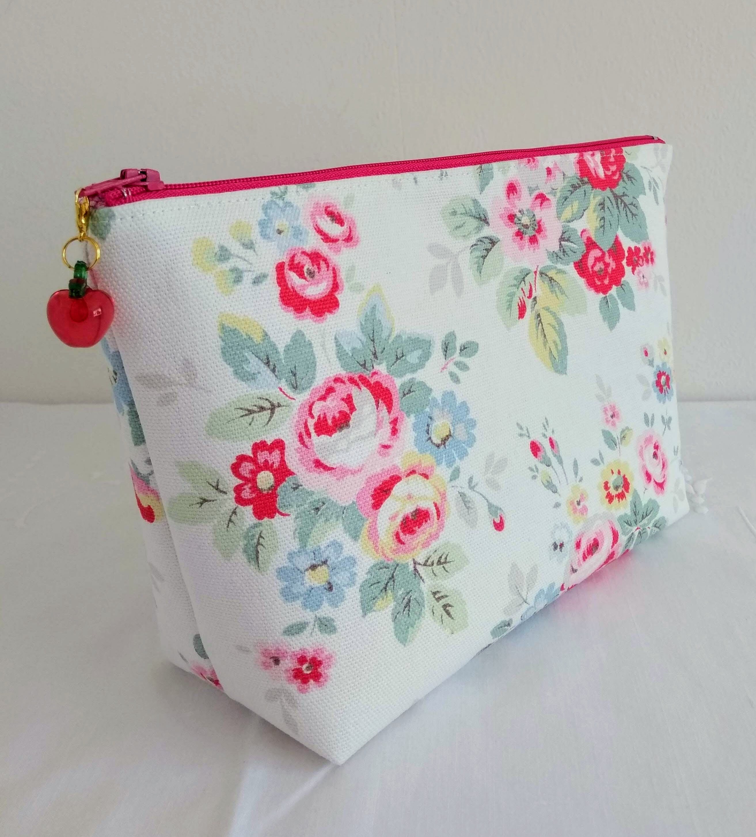 MEDIUM ZIPPER POUCH, Cath Kidston Zipper Bag, Cosmetics Bag, Toiletries Bag, Project Bag, 10