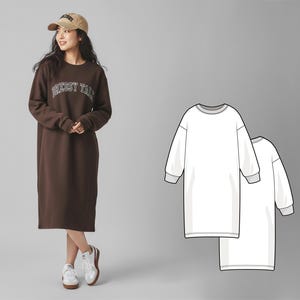 Op de afbeelding: Een vrouw draagt een bruine sweatshirtjurk met de tekst "DRESSY TALE" in witte letters. Ze draagt ook een beige baseballpet en witte sneakers. Daarnaast twee witte jurkpatronen.