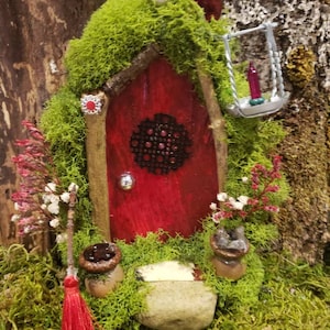 Miniature Fairy Door Hobbit Pixie Elf Tree Garden Gnome Ornament Home Decor  FAST U9S6 