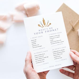 ¿Qué hay en tu teléfono? Juego de despedida de soltera en la cocina, Juego de despedida de soltera en la cocina, Invitación de despedida de soltera en la cocina, Piezas a juego, A103