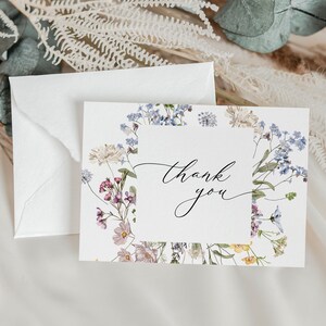 Bedankkaart, lijst met wilde bloemen, gevouwen/plat, bedankkaartsjabloon vrijgezellenfeest, bewerken in Templett, bijpassende stukken, A105