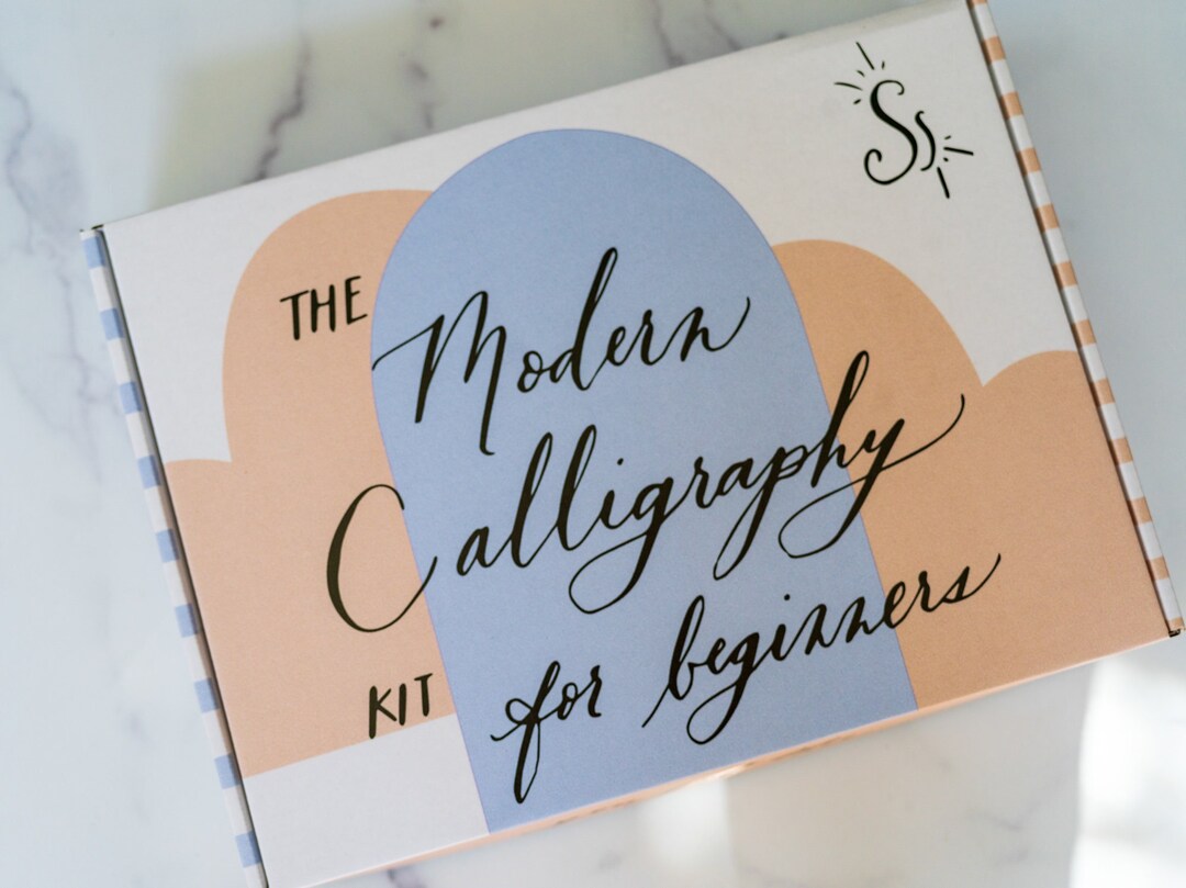 Modern Calligraphy Set for Beginners, Dip Pen Starter Kit Supplies, Learn  Calligraphy Gift Set for Crafters Birthday Gift 