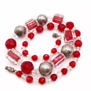 1930er Jahre, Art Deco, Kristall-Perlenkette.