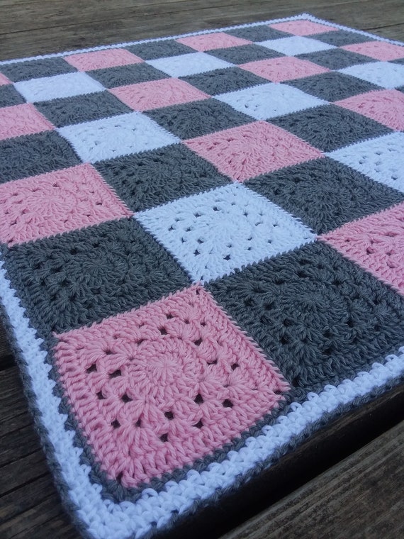 crochet pink baby blanket