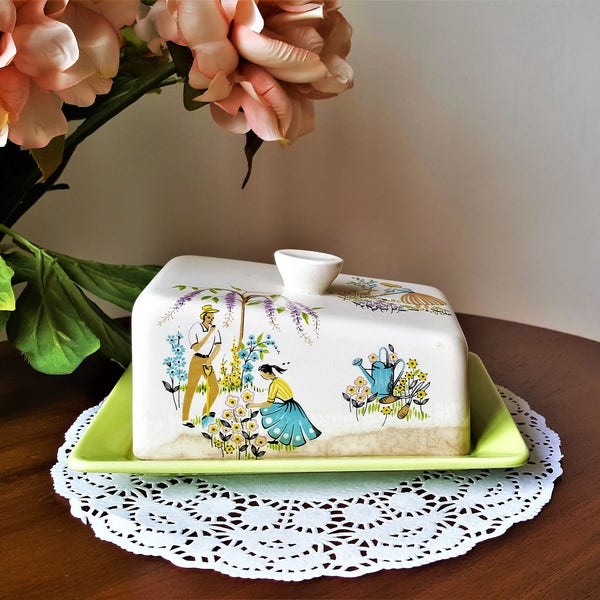 Vintage Beswick Green Fingers Cheese or Butter Dish with Gardeners and Green Tray, 1950s Mid Century English China Porcelain Plate and Cover