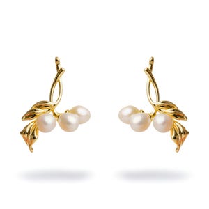 Bridal Pearl & Gold Dangle Earrings