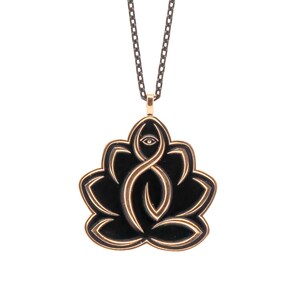 Colar de corrente protetora com flor de lótus Hope