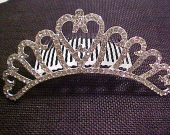 Tiaras Hair Clip, Hearts in Rhinstones on a Silver Toned Setting.  FREE shipping in the United States.