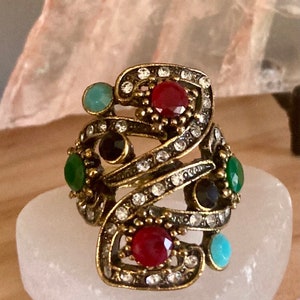 Very Active, Powerful, 100% Witch Owned, Size 8, Multicolored Stone Antique Turkish Gold Toned Ring Vessel~Female Hareem/Harem Marid Djin