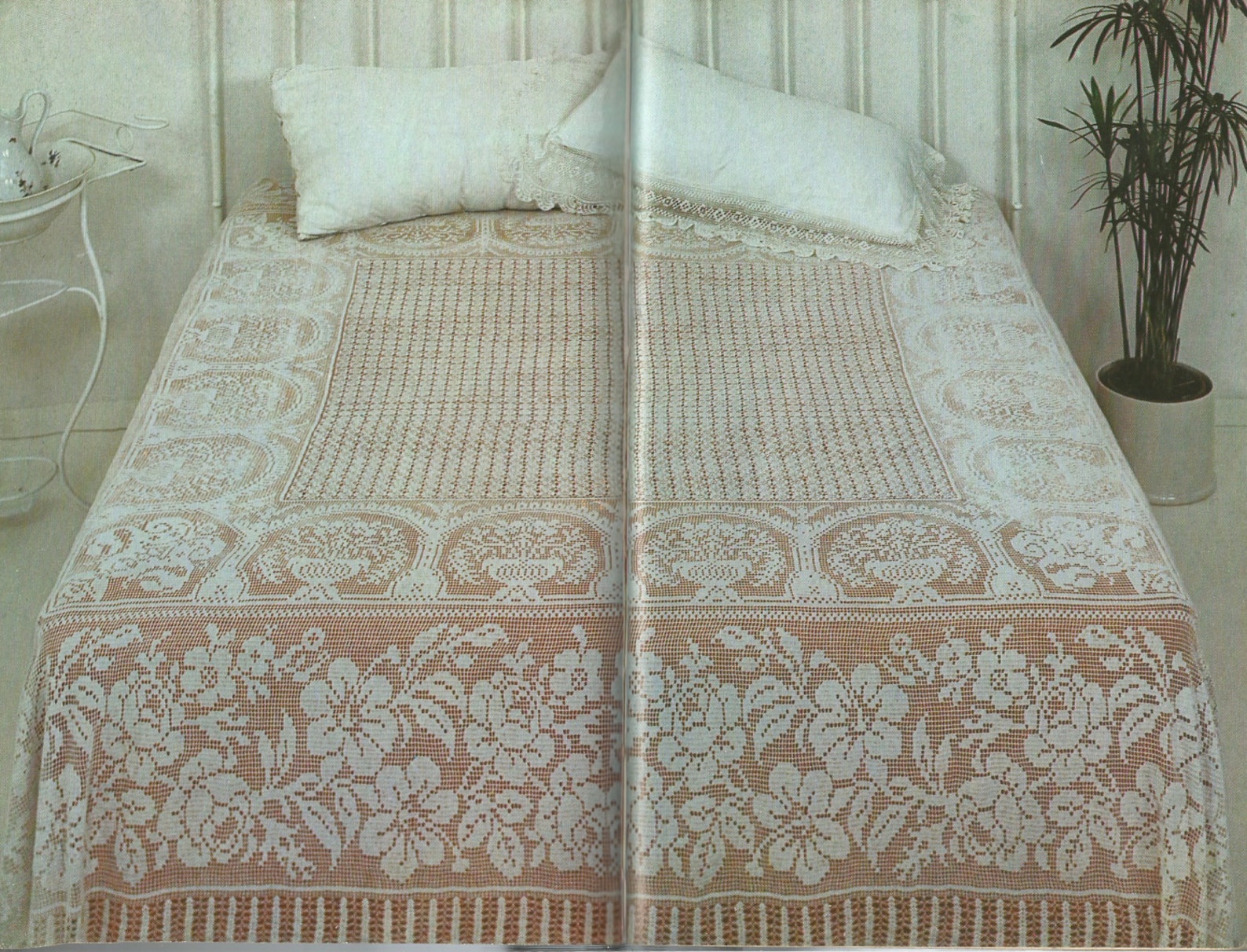Vintage Double Bedspread in Filet Crochet PDF Pattern - Etsy