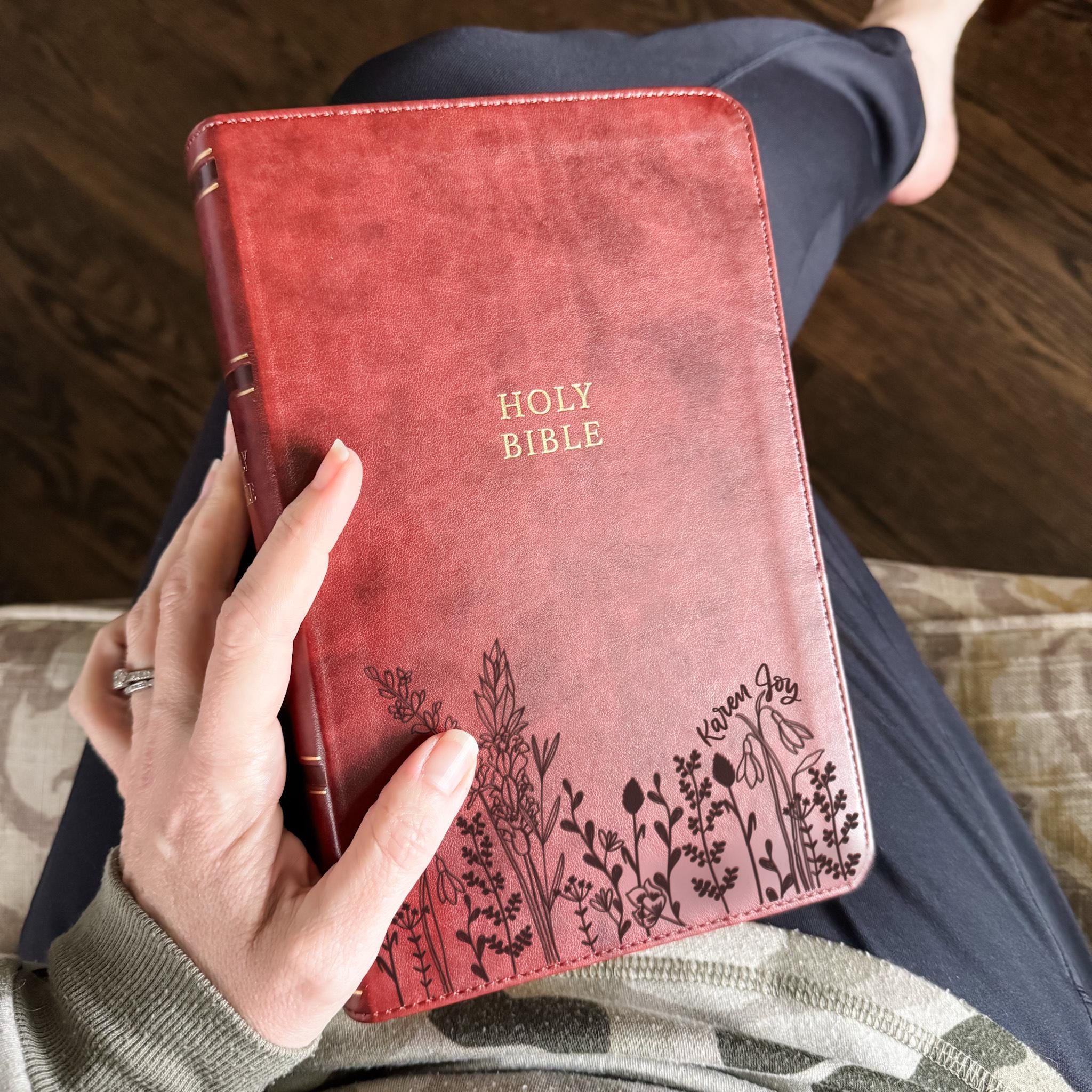 PERSONALIZED NKJV Reference Bible - Holy Bible With Wildflowers