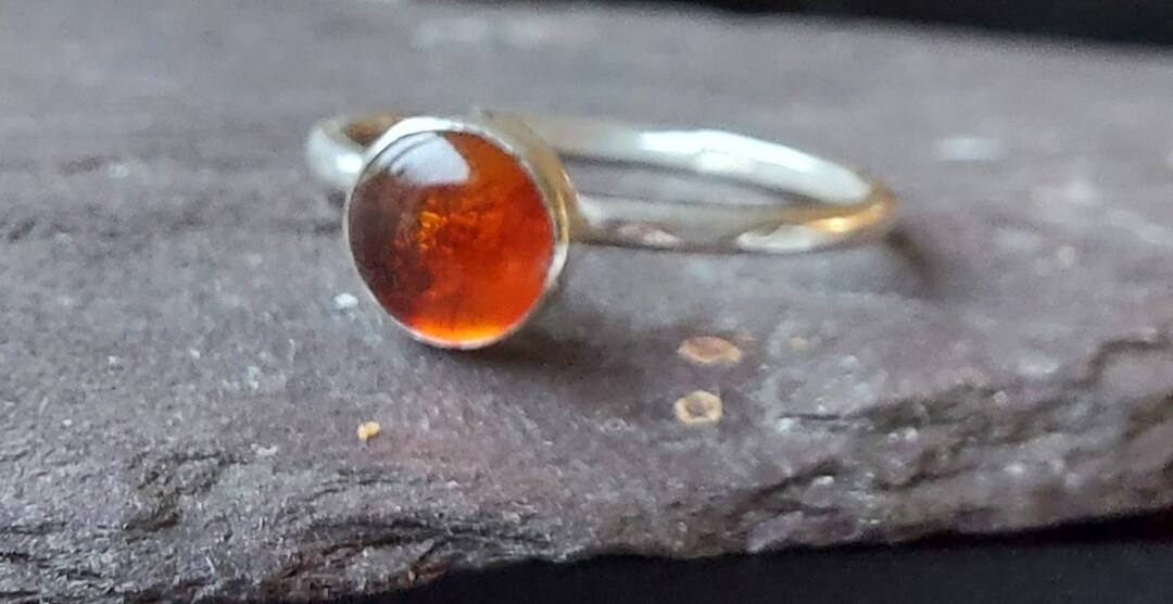 Bague En Argent Massif Avec Cabochon D'ambre Foncé Et Feuille - Taille 52 - Occasion