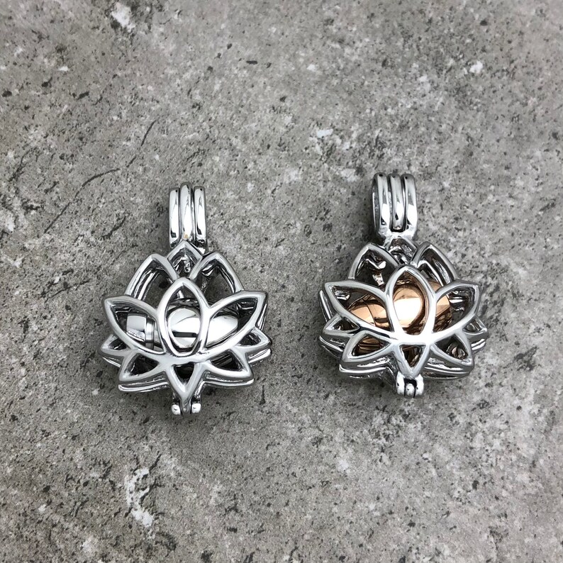 Lotus flower urn necklace Clearance