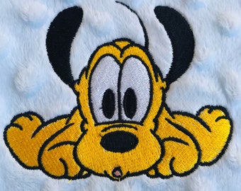 Pluto Hundewelpe Maschinenstickdesign, Mickeys Freunde. 2 verschiedene Größen, sofort herunterladbare Datei, pes, dst, jef, hus, exp, vp3.