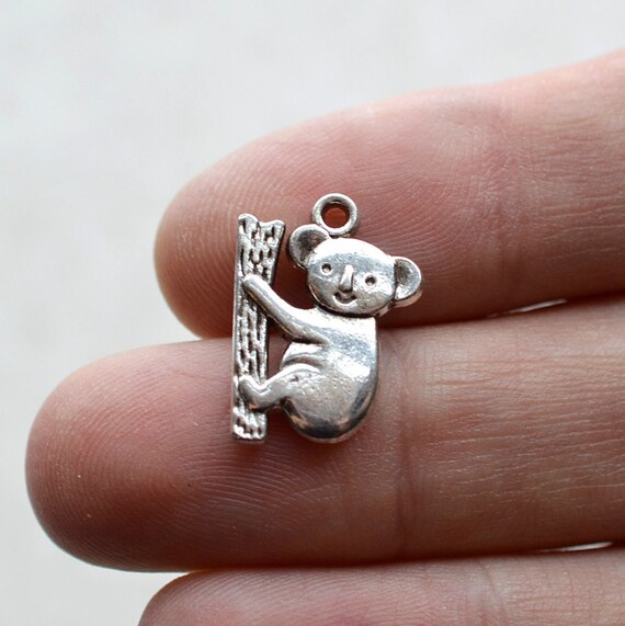 Kangeroo Charm Tibetan Silver Solid Pendant 3d 10 Pieces