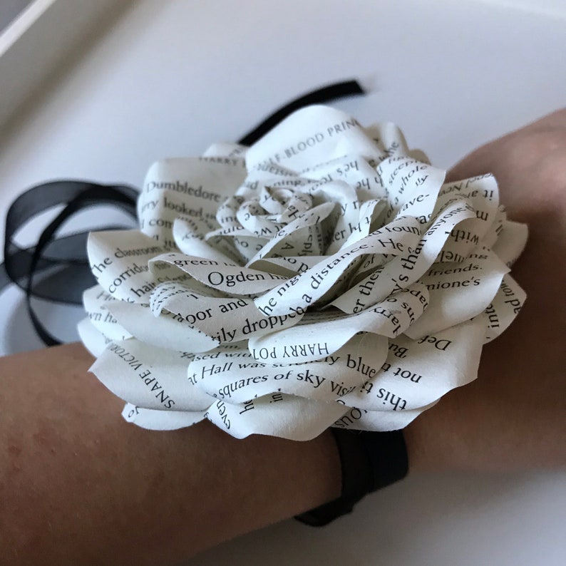 wedding flowers Wrist corsage prom corsage mother of the bride corsage bridesmaid corsage wedding corsage