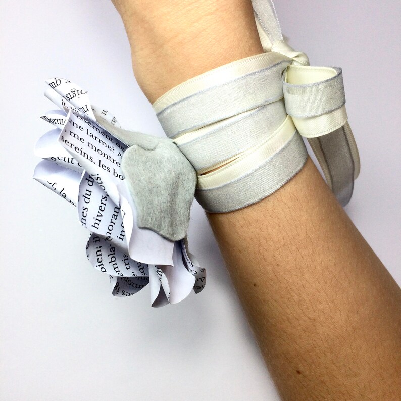wedding flowers Wrist corsage prom corsage mother of the bride corsage bridesmaid corsage wedding corsage