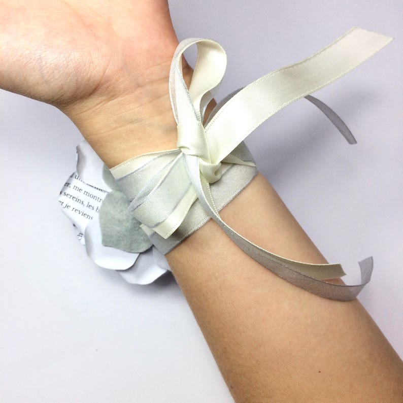 wedding flowers Wrist corsage prom corsage mother of the bride corsage bridesmaid corsage wedding corsage