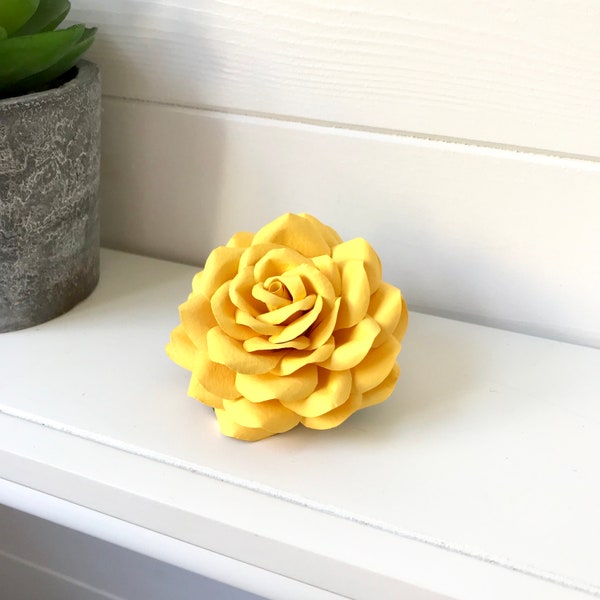 Broche jaune Pin Boutonnière Boutonnière