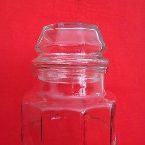 PLANTERS PEANUTS Collectible Glass JAR with Glass Lid Vintage Peanut Jar