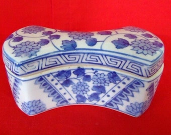 CHINOISERIE Blue & White TRINKET BOX with Hand Painted Lotus Flowers Vintage Unique Shape