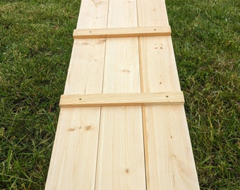 Handcrafted Goat Ramp - Lightweight & Sturdy, Universal Fit for Stanchions, Versatile Attachment for Goat Milking Trimming Feeding Stands