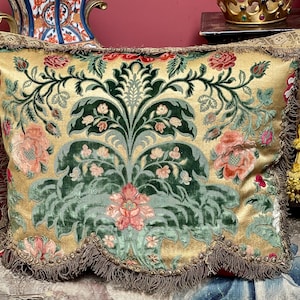 Antique tapestry cushions 2025