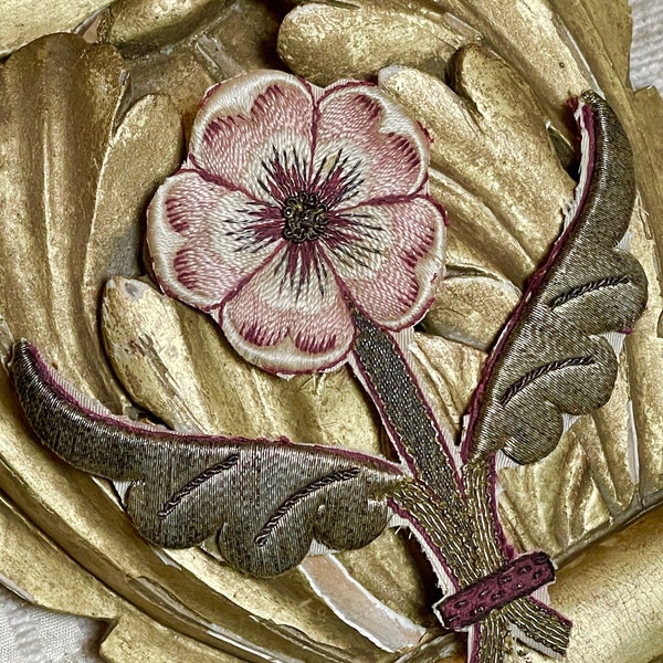 Antique Flower Applique Silk Metallic Threads