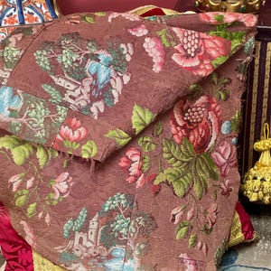 Spitalfields Silk Fabric Antique  Brocade 18th Century Huguenot Woven Panel