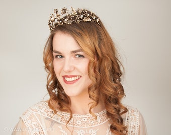 Vintage Bridal Crown With Bridal Jewellry in Baroque Style