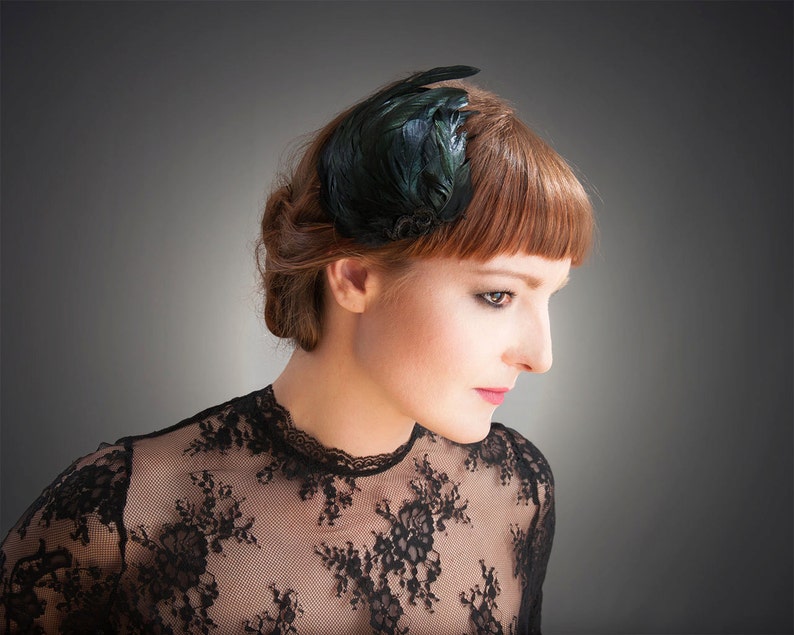 Gothic Fascinator Black Hair Accessories Vintage Headdress Fascinator Black Feathers Burlesque Gift for Girlfriend Rooster Feathers