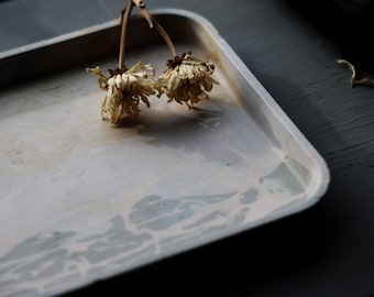 Handmade Eco-Resin Display Tray (Rectangular with Rounded Edge)