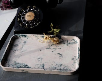 Handmade Eco-Resin Display Tray (Rectangular with Rounded Edge)
