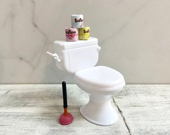 miniature dollhouse bathroom