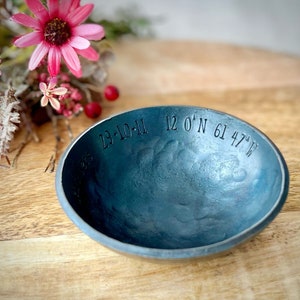 Little Iron Bowl - Personalized Ring Dish Gift - 6th Anniversary Gift For Her - Iron Wedding Anniversary - Jewelry Bowl for Wife and Husband