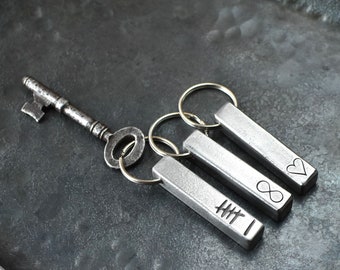 Iron Bar Keychain 6 Tally Marks. Est. Ready to Ship, 6th Anniversary Keyring, Forged Gift for Him, Gift for Her - 6 Year Gift - Iron Wedding