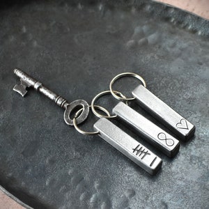 Iron Bar Keychain 6 Tally Marks. Est. Ready to Ship, 6th Anniversary Keyring, Forged Gift for Him, Gift for Her - 6 Year Gift - Iron Wedding