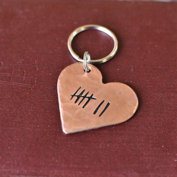 Real Copper Metal Heart Keyring 7th Anniversary Gift, Choice of Roman Numeral & Tally Mark Design, Couples keychain 100% solid copper gifts