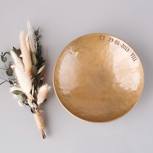 Bol en bronze forgé à la main, format moyen, cadeau personnalisé pour le 8e anniversaire de mariage.