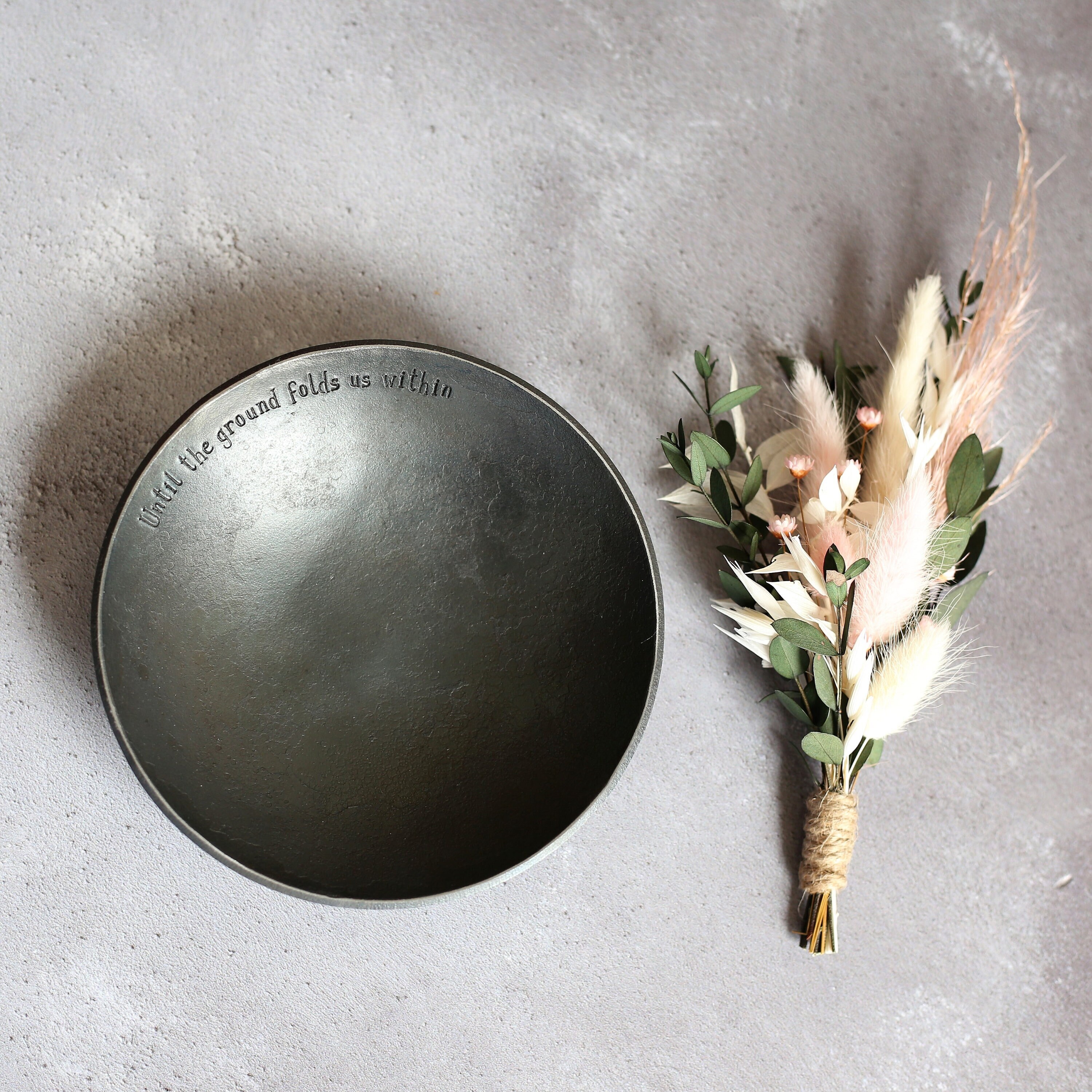 Cadeau Personnalisé Iron Bowl - Attrapez Tous Les Plats Pour La Maison Bol en Métal avec Message Idé