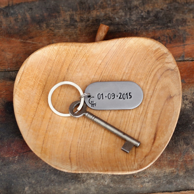 Iron Key-chain gift for him Tally Marks design, 6th anniversary stamped iron key ring gift custom dog tag for wife your anniversary date image 5