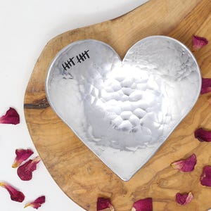 10th Anniversary Heart-Shaped Dish, Aluminium Tin Gift for 10 Year Wedding. Trinket and Ring Dish for Couple, Wife, Husband