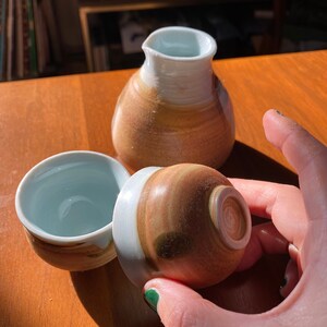 Sake set (sake jar and 2 sake cups)