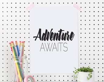 Adventure Awaits Art Print, Reise-Kinderzimmer-Dekor