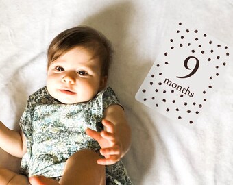Polka Dot Baby Milestone Cards, Monthly Photo Prop
