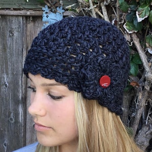 Crochet 20s vintage style hat with flower, boho, festival hat, custom