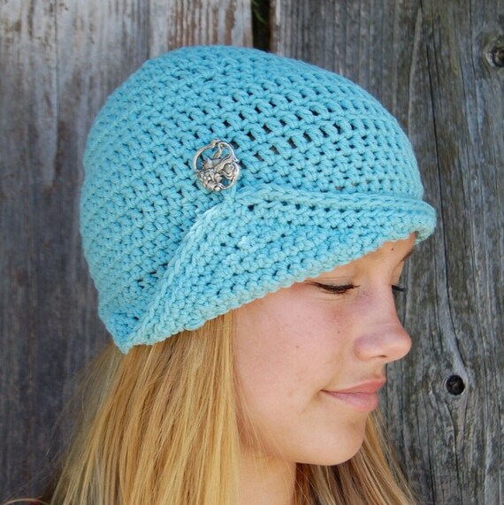 Crochet 20s Vintage Style Flapper Hat With Vintage Button  display picture 2
