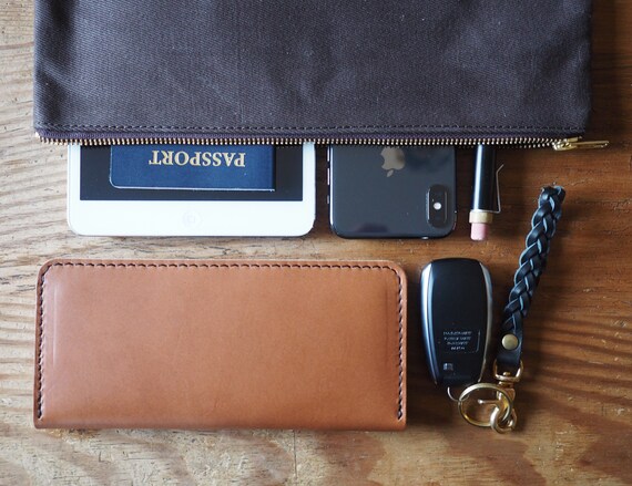 Minimalist Bifold Wallet in Brown Leather - Thursday Boot Company